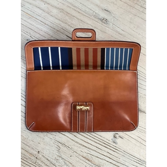 J.McLaughlin Leather Bamboo Clasp Clutch NWT - Picture 2 of 6